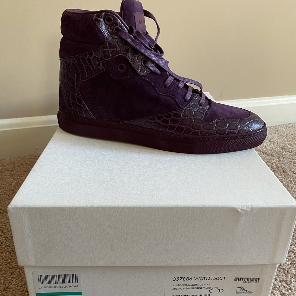 Balenciaga UK 39
